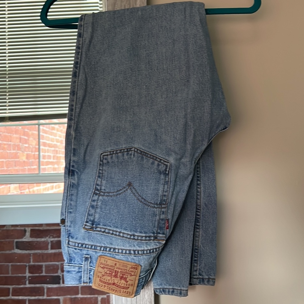 Vintage 550‘s Levi’s straight leg light wash